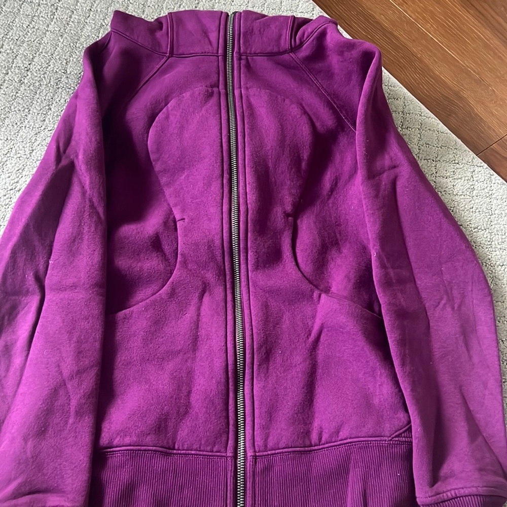 zip up hoodie
